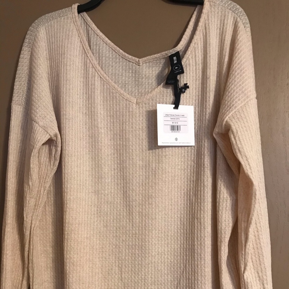 Agnes & Dora double v-neck pullover